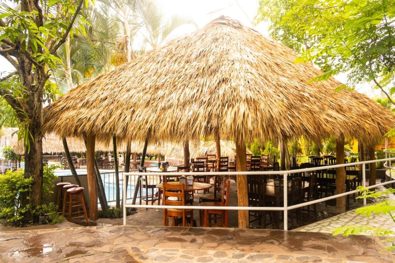 Apart Hotel Acuarious De Luis Estelí المظهر الخارجي الصورة