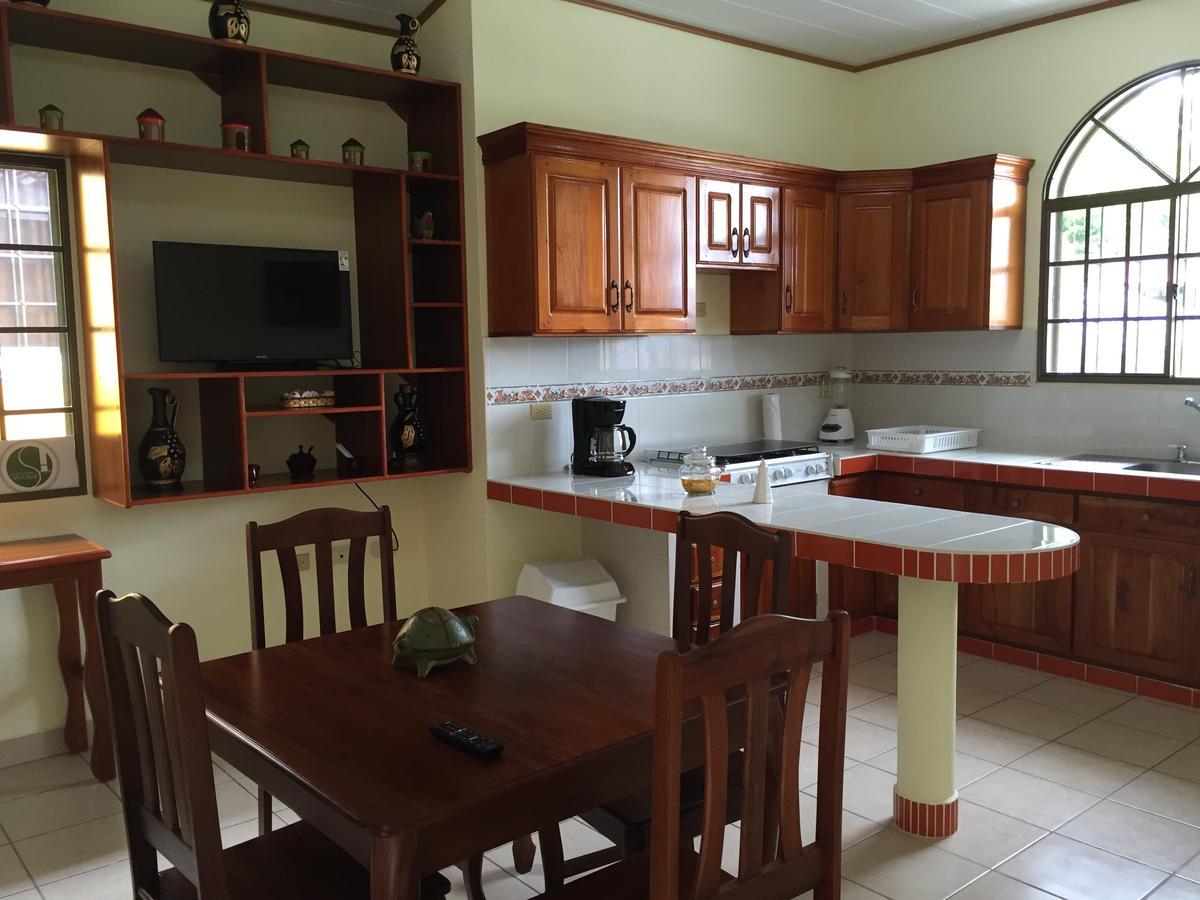 Apart Hotel Acuarious De Luis Estelí المظهر الخارجي الصورة